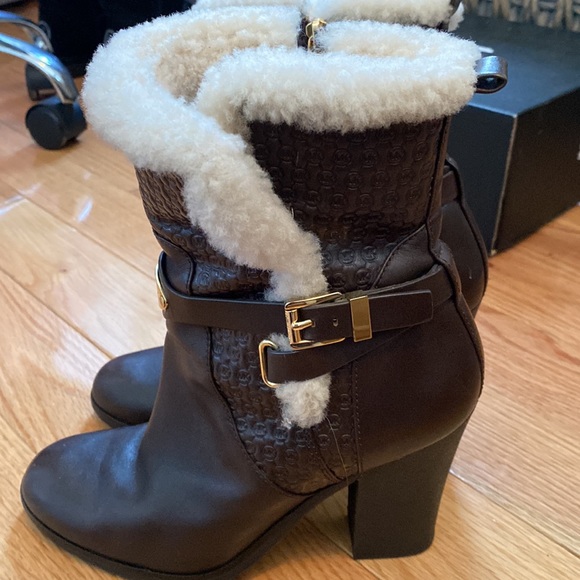 Michael Kors boots - Picture 3 of 11